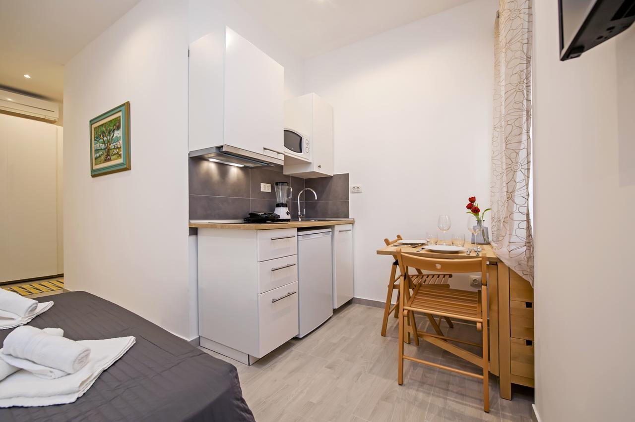 Garzoto Rooms And Studios Rovinj Kültér fotó